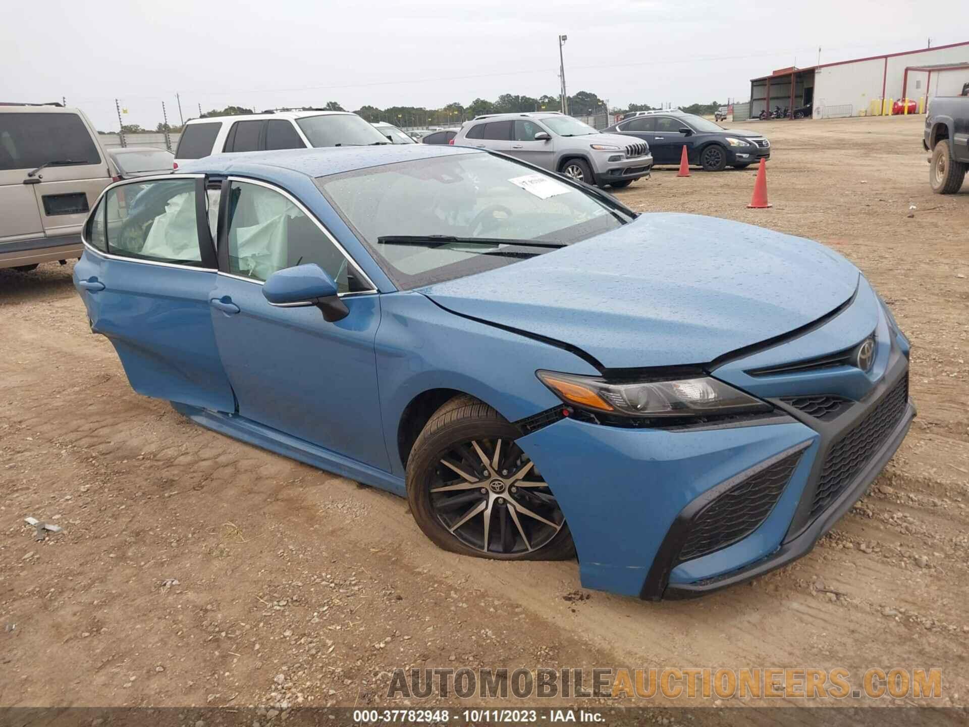 4T1G11AKXPU102695 TOYOTA CAMRY 2023