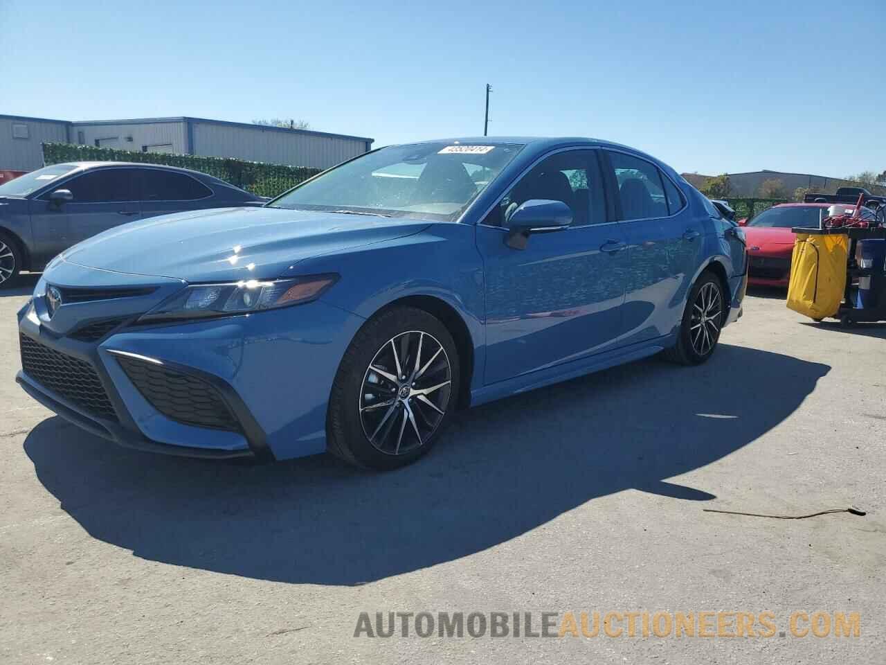 4T1G11AKXPU145370 TOYOTA CAMRY 2023