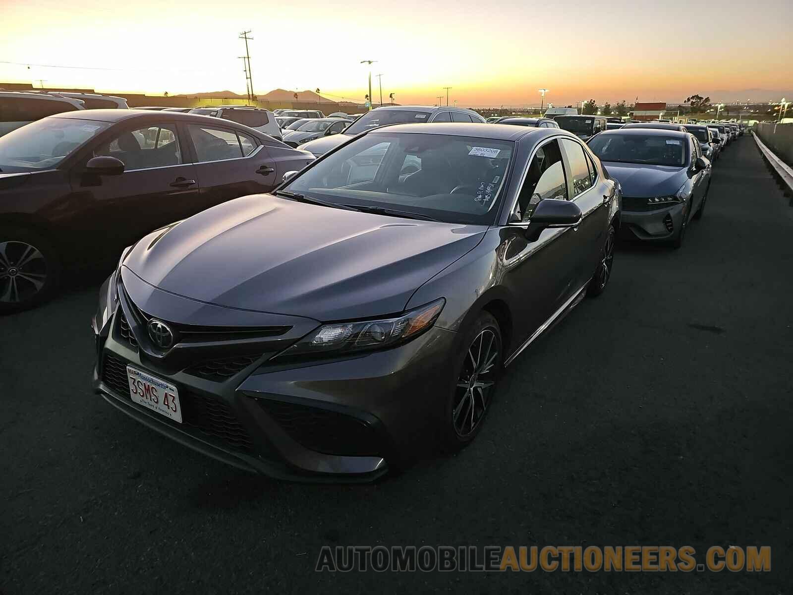 4T1G11AKXPU159043 Toyota Camry 2023