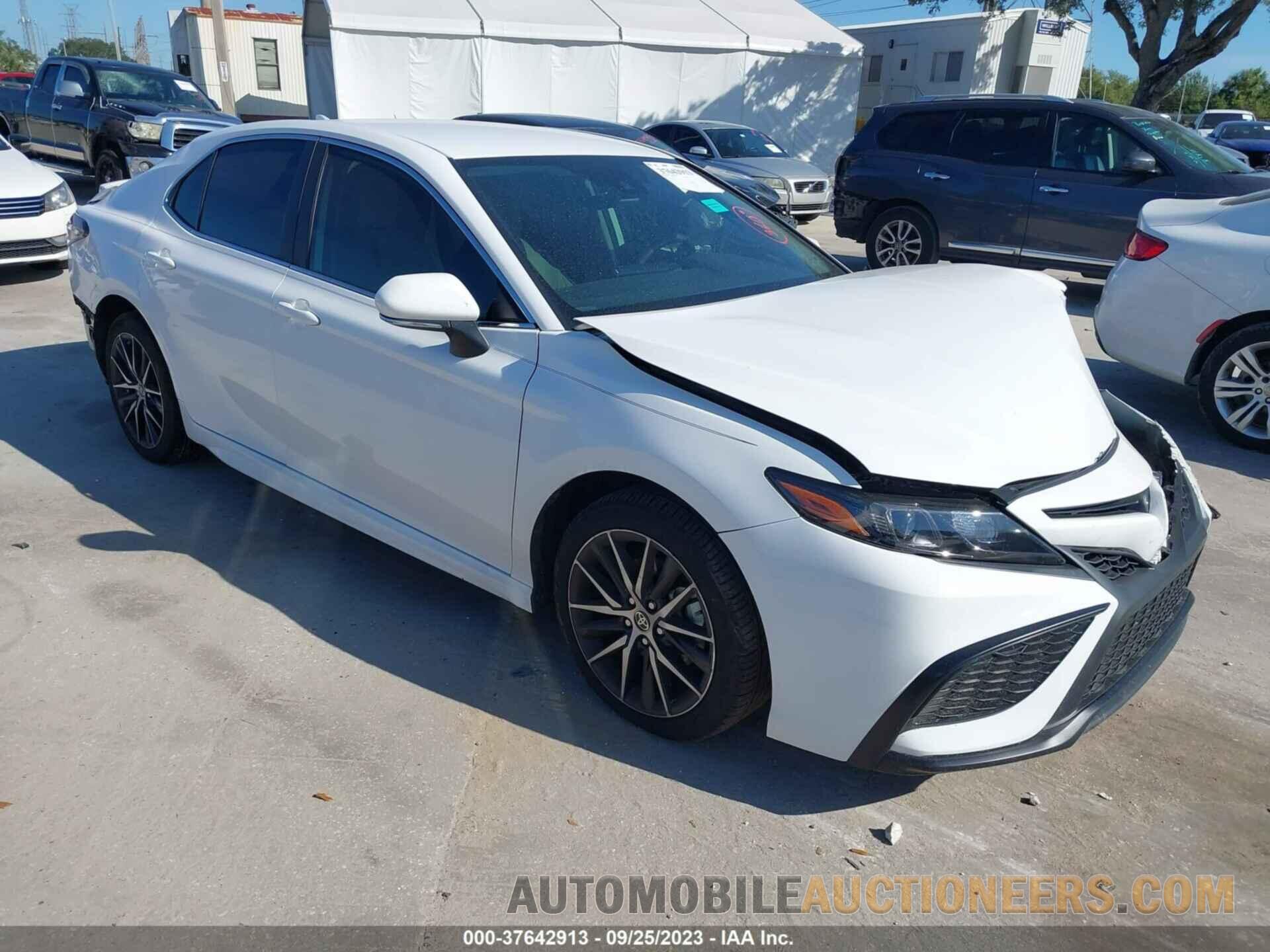 4T1G11AKXPU723158 TOYOTA CAMRY 2023