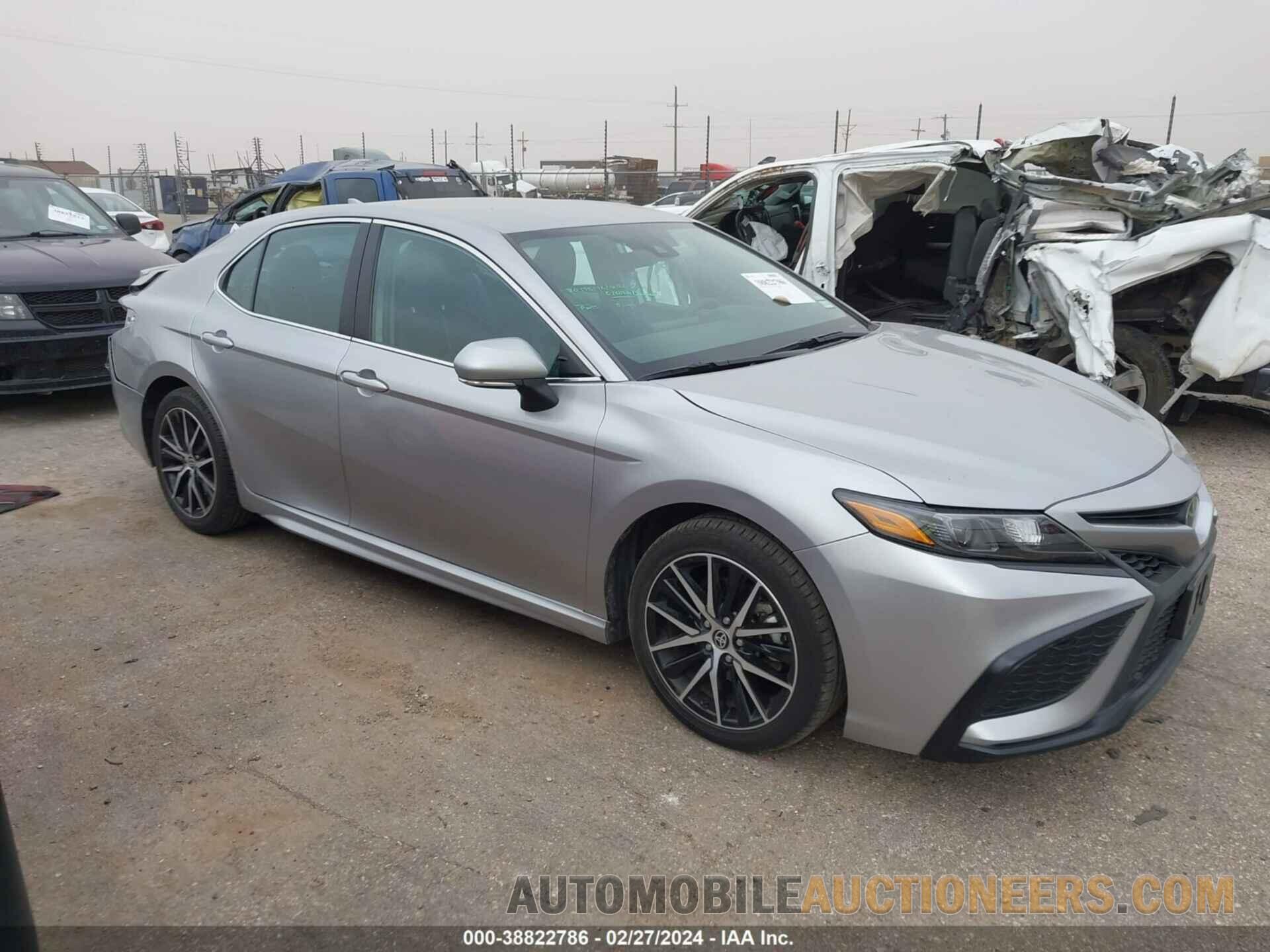 4T1G11AKXPU727565 TOYOTA CAMRY 2023