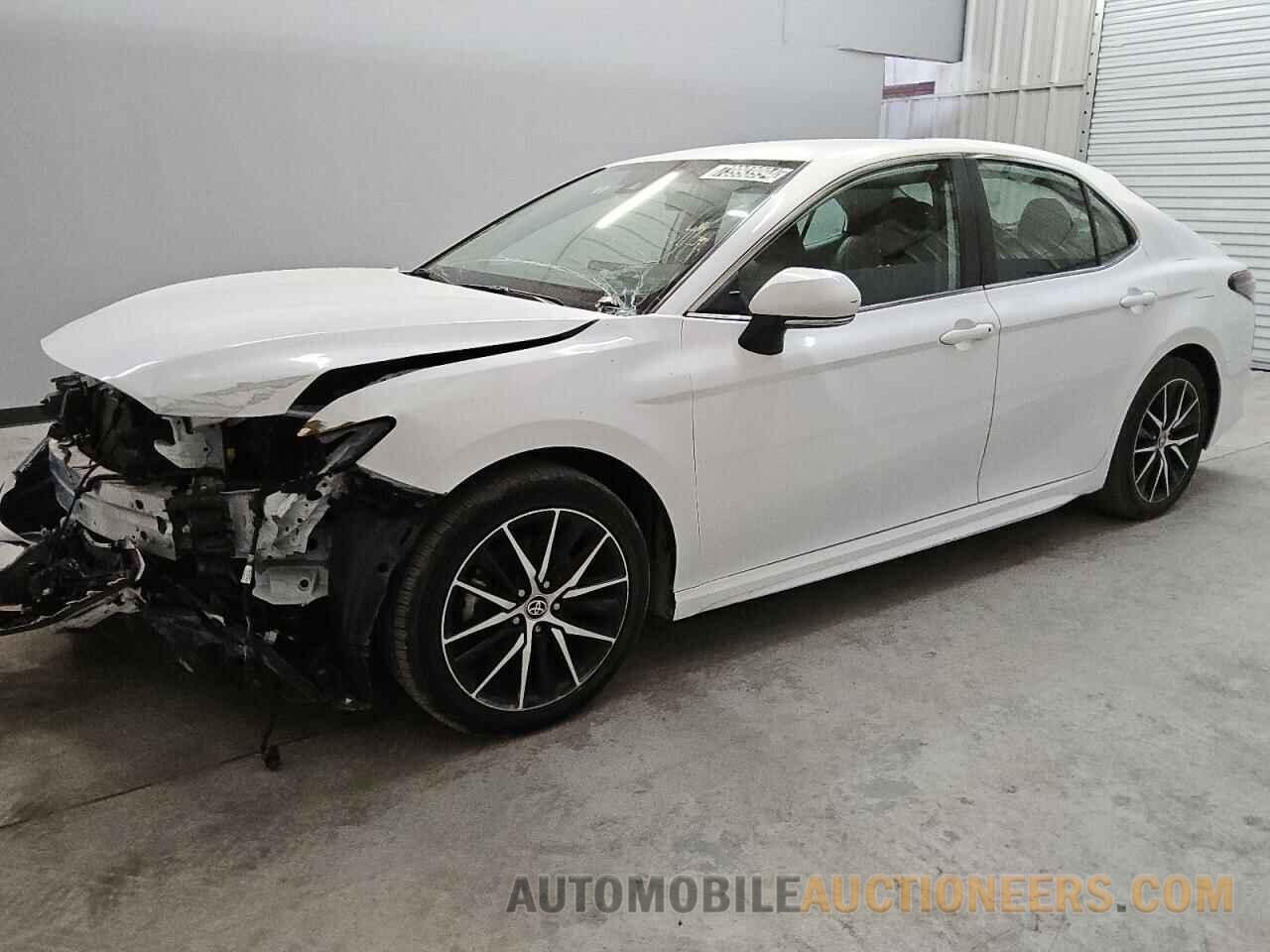 4T1G11AKXPU750103 TOYOTA CAMRY 2023