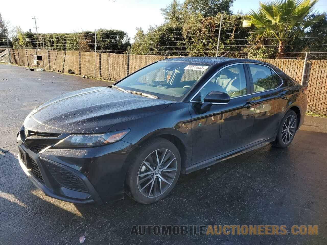 4T1G11AKXPU782095 TOYOTA CAMRY 2023