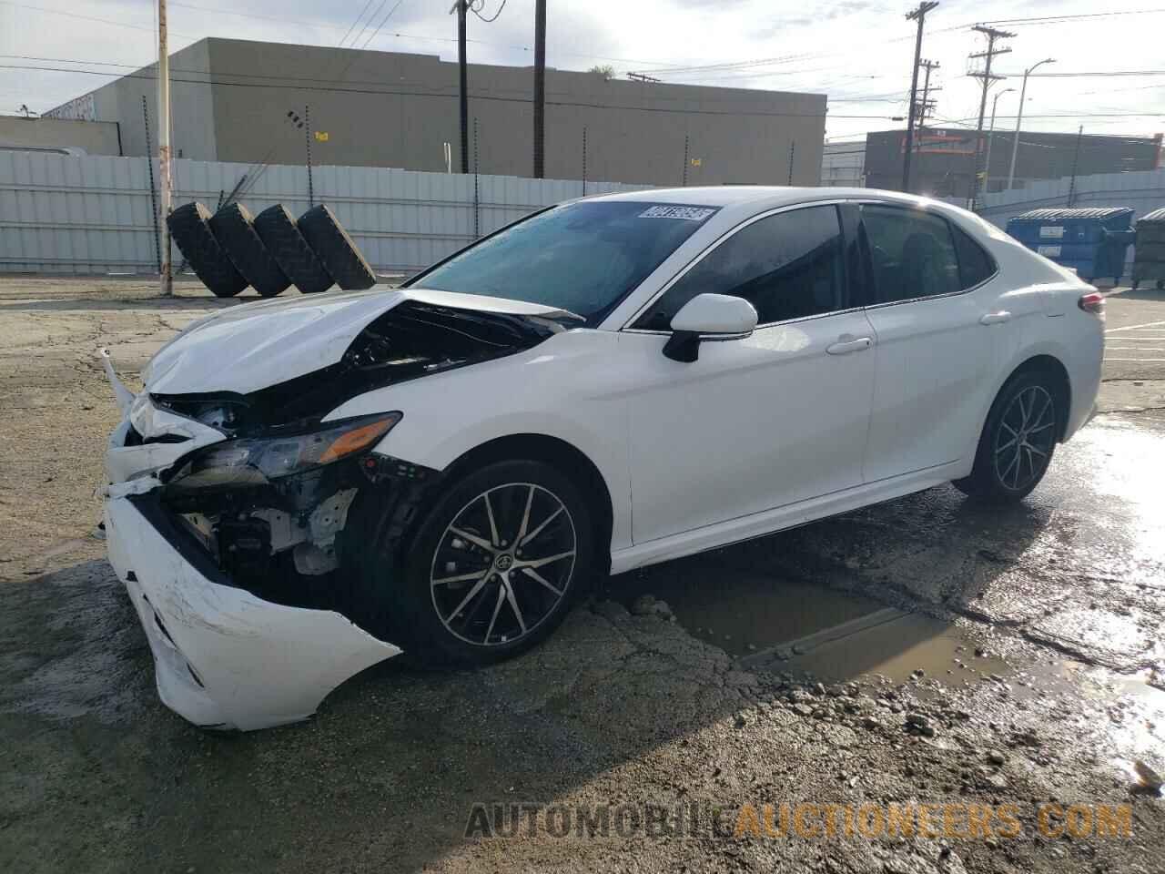 4T1G11AKXPU801129 TOYOTA CAMRY 2023