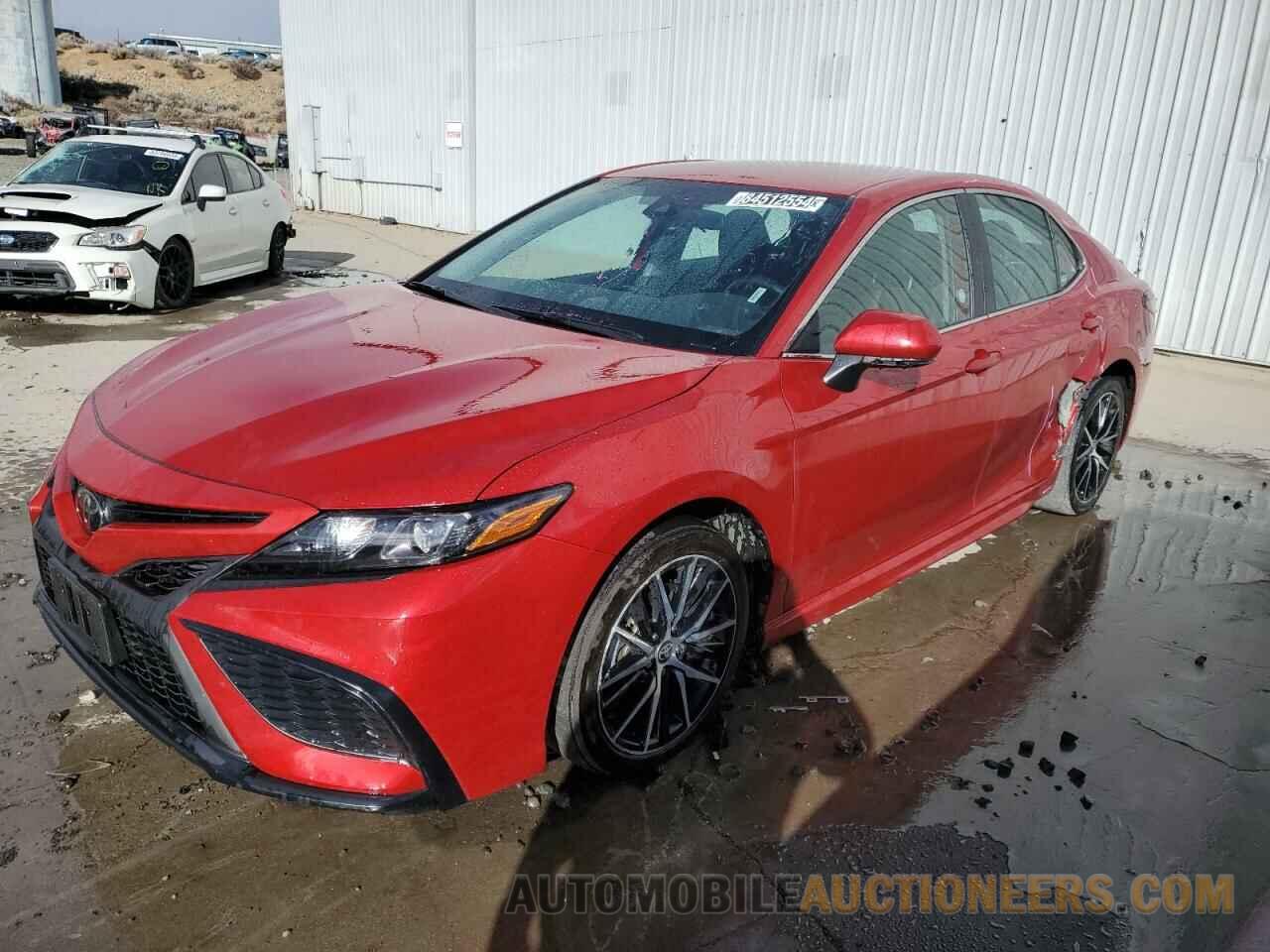 4T1G11AKXRU248663 TOYOTA CAMRY 2024