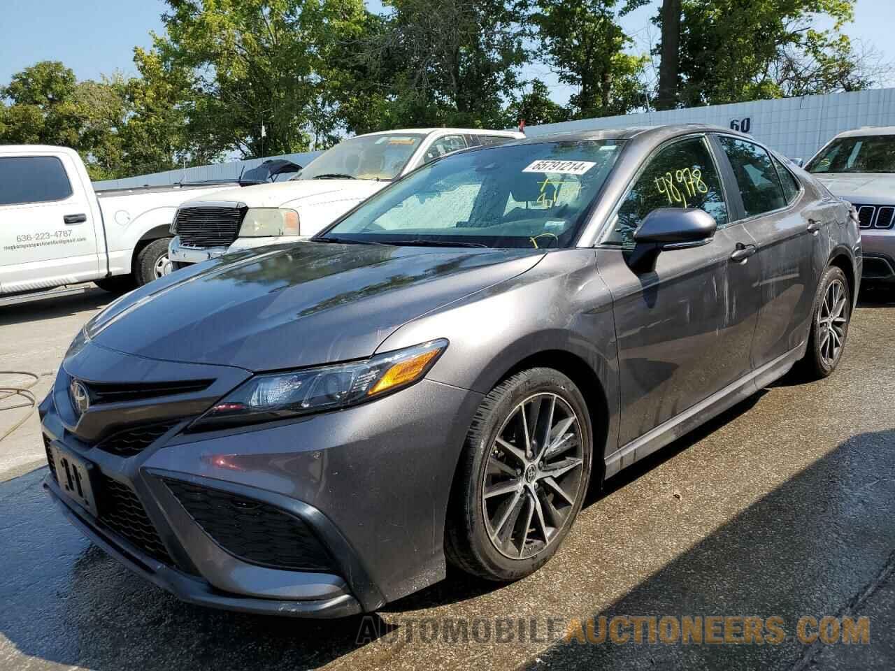 4T1G11BK0MU026849 TOYOTA CAMRY 2021