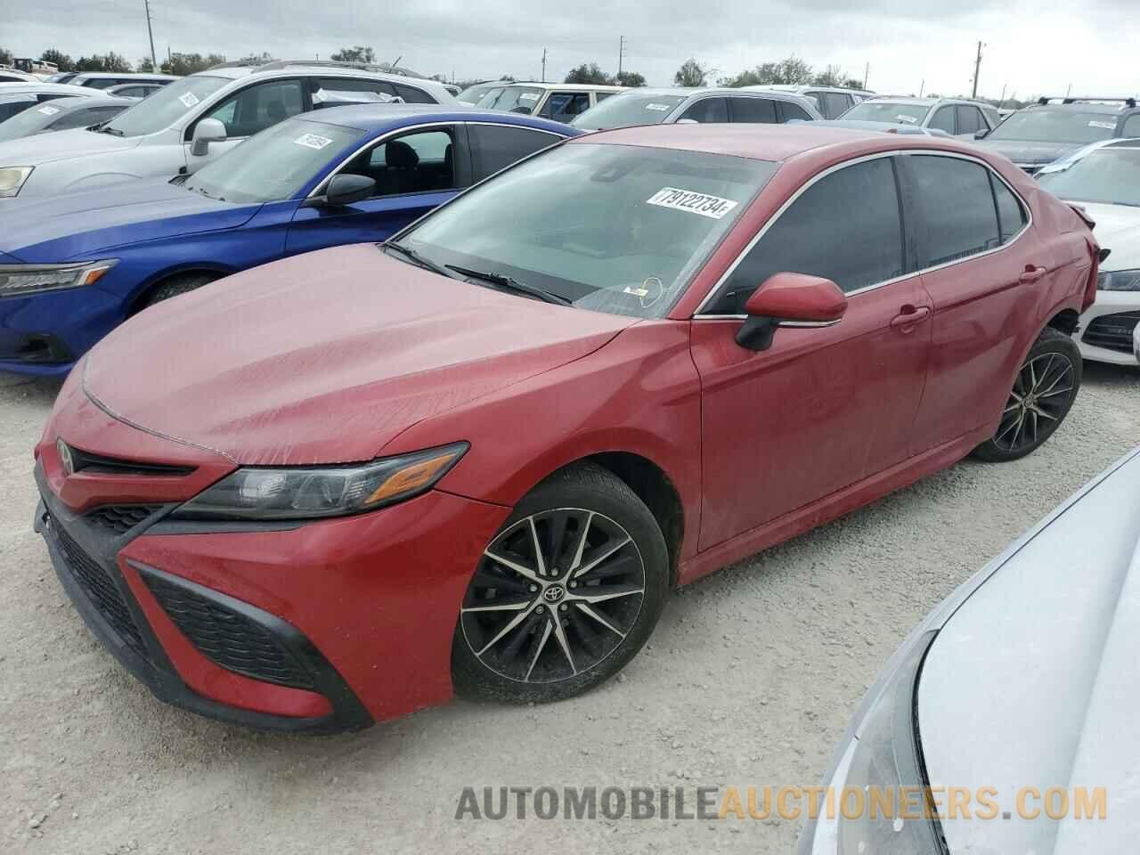 4T1G11BK0NU051199 TOYOTA CAMRY 2022