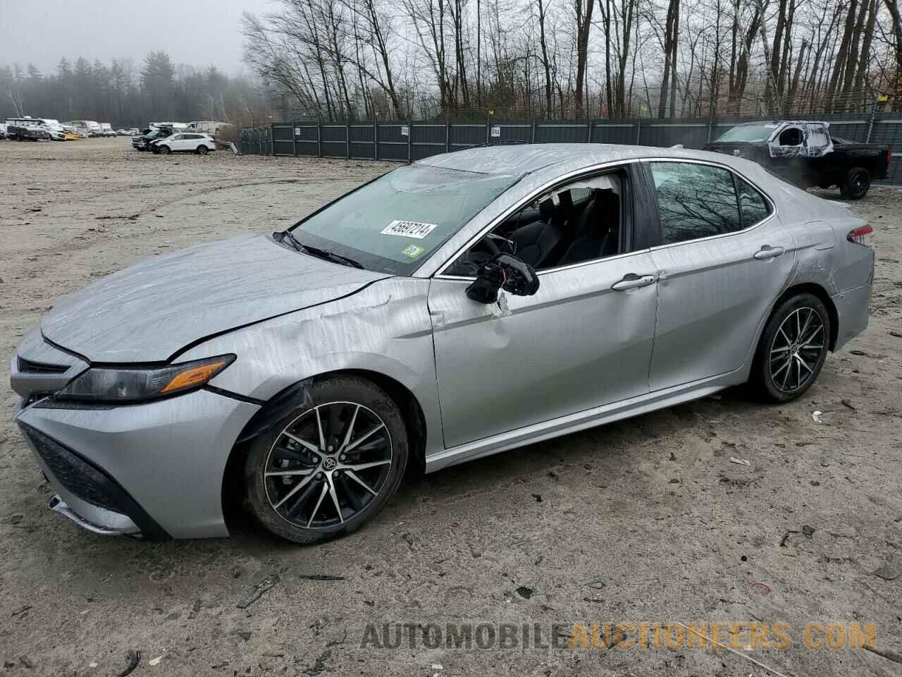 4T1G11BK0RU118549 TOYOTA CAMRY 2024