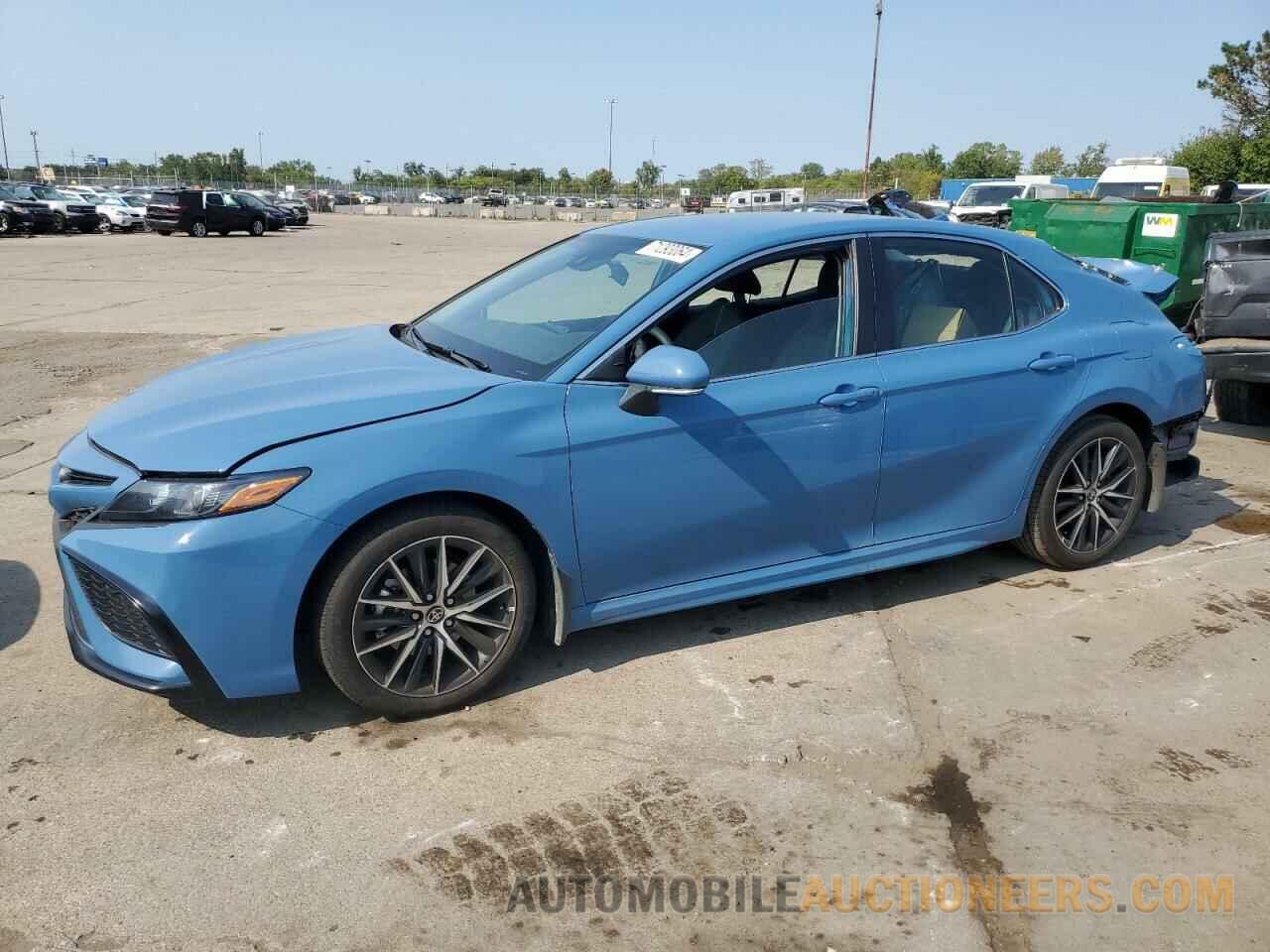 4T1G11BK0RU129485 TOYOTA CAMRY 2024