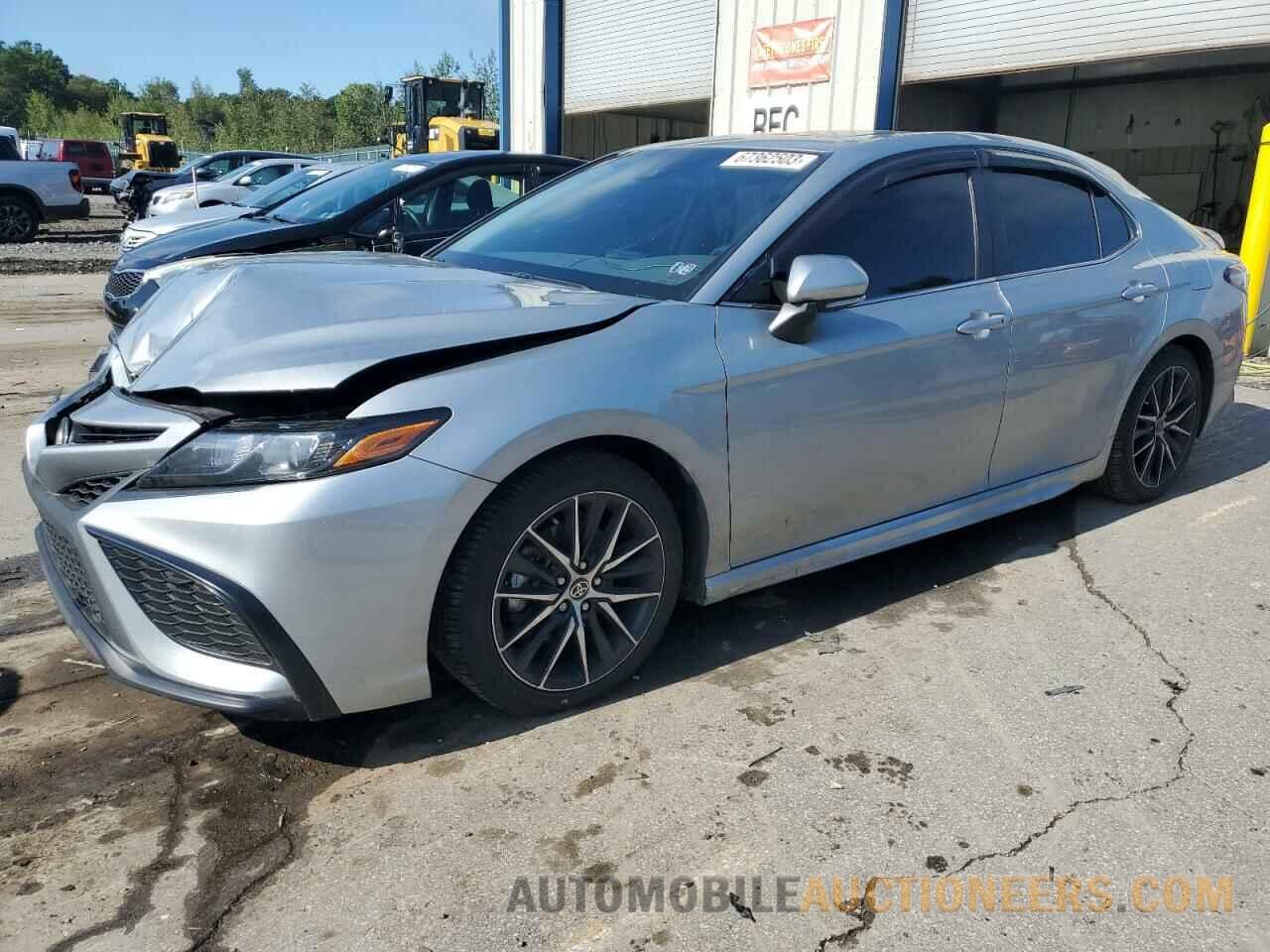 4T1G11BK1NU069288 TOYOTA CAMRY 2022