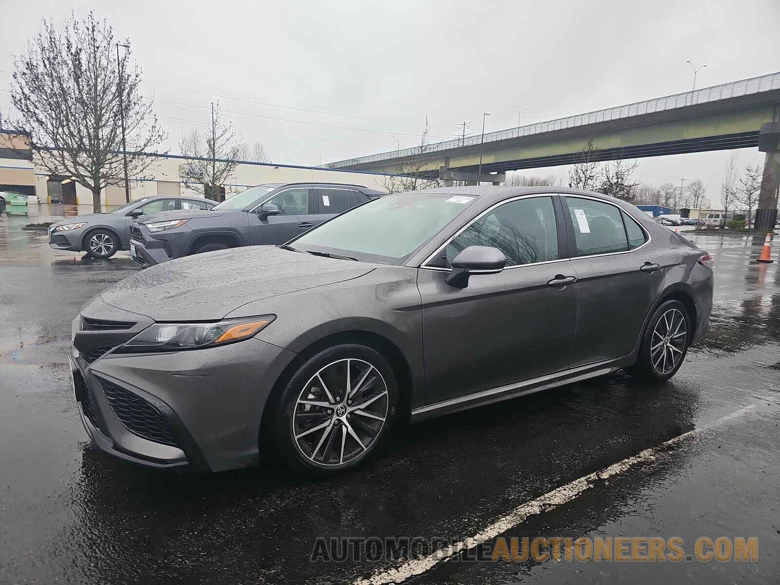 4T1G11BK1PU096848 Toyota Camry 2023