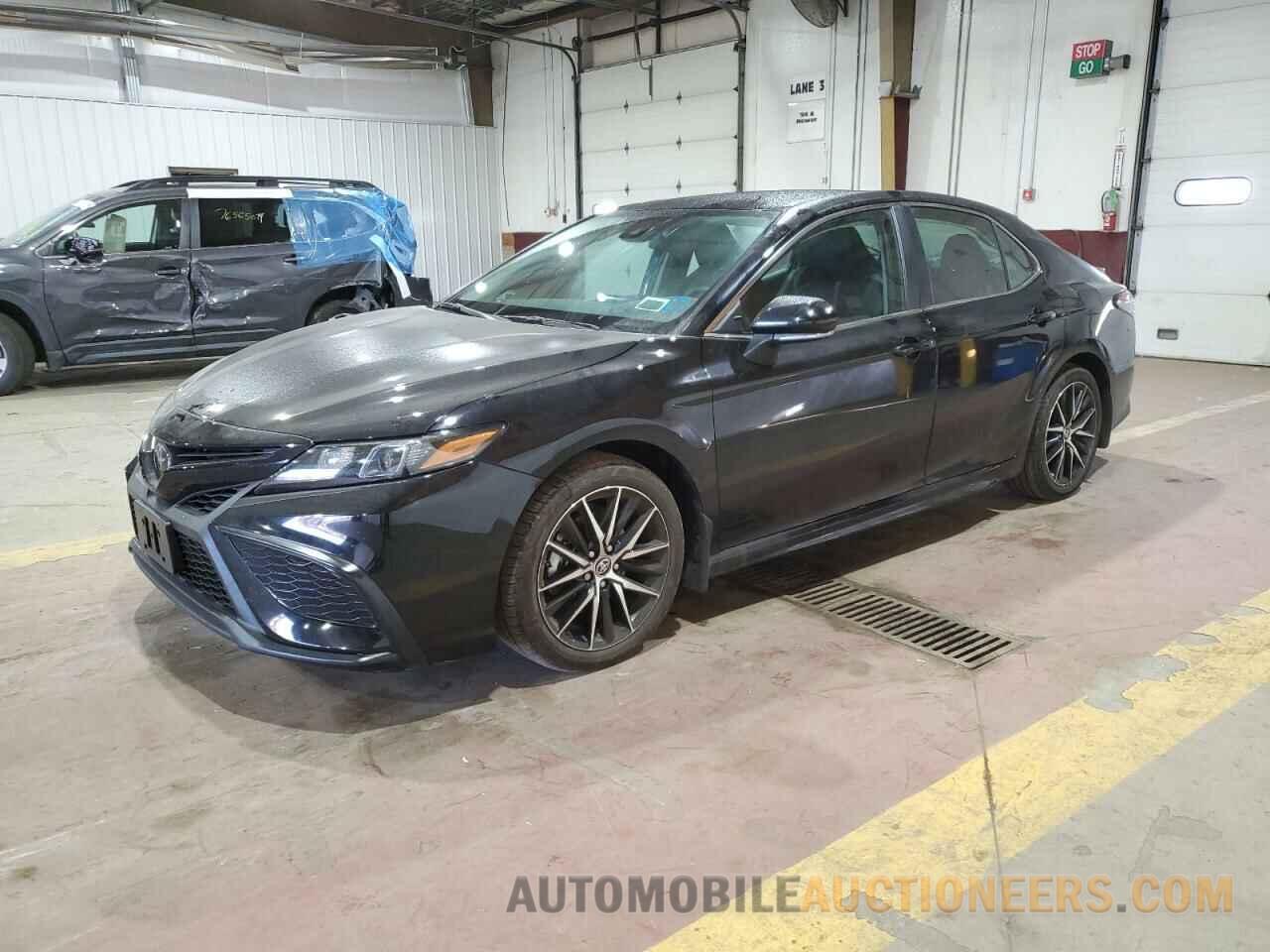 4T1G11BK1RU122173 TOYOTA CAMRY 2024