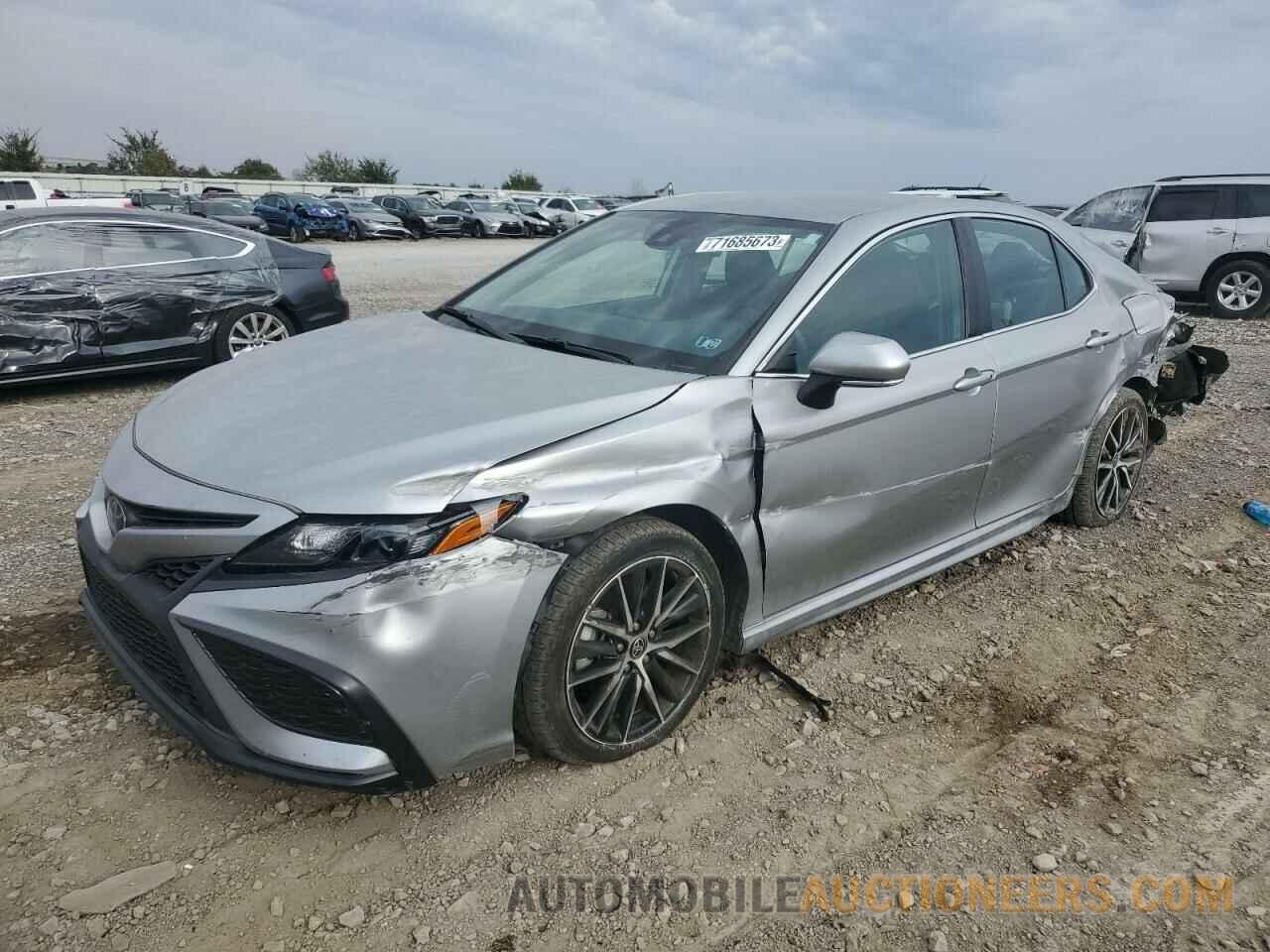 4T1G11BK2MU043278 TOYOTA CAMRY 2021