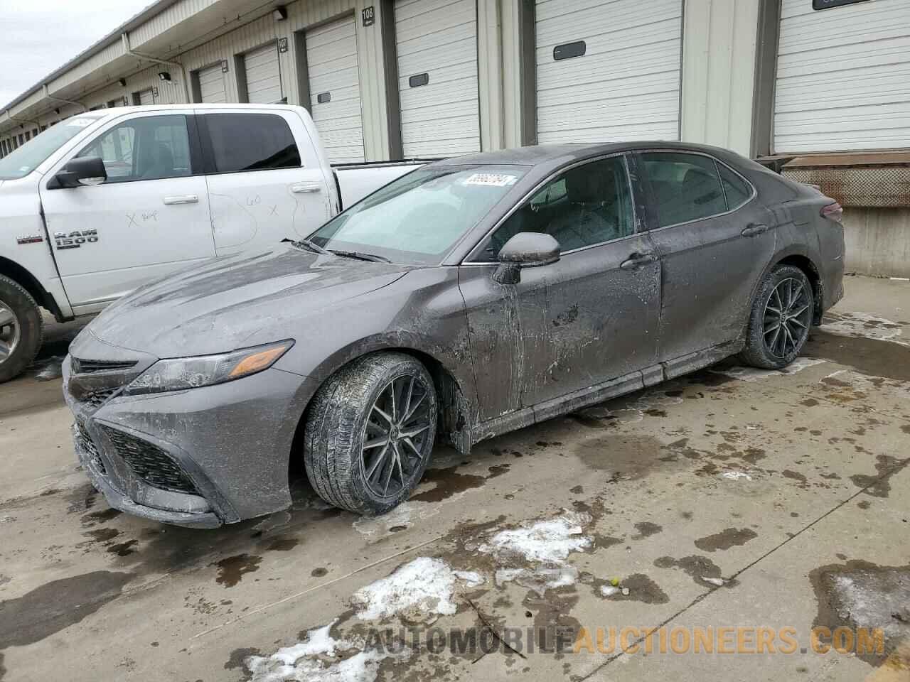 4T1G11BK2MU045340 TOYOTA CAMRY 2021