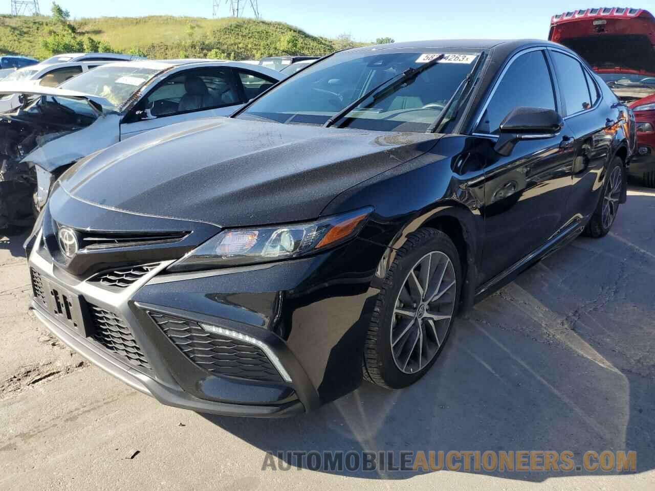 4T1G11BK2NU052838 TOYOTA CAMRY 2022