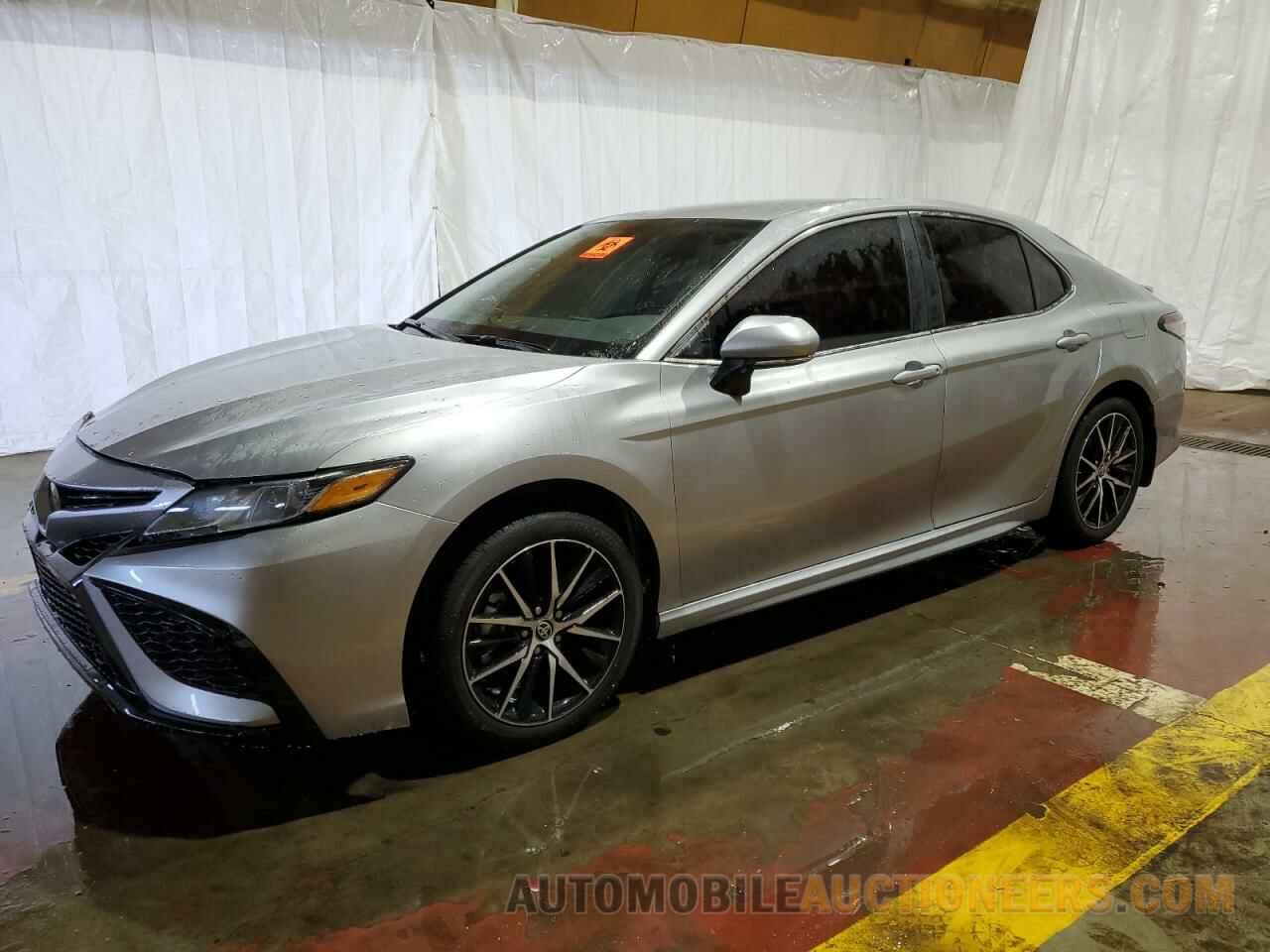 4T1G11BK2RU112204 TOYOTA CAMRY 2024