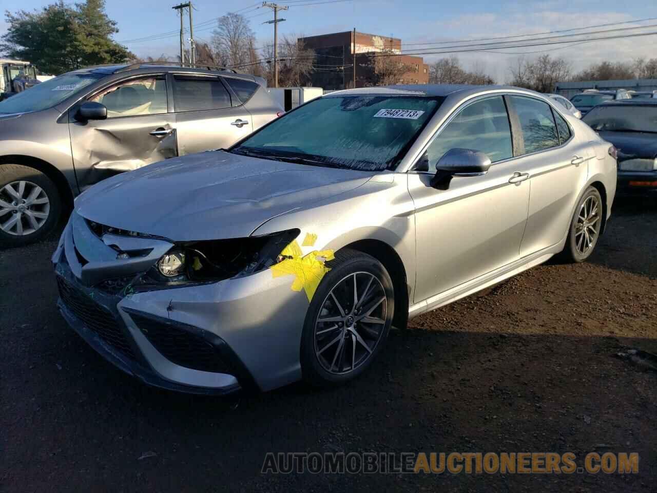 4T1G11BK2RU112705 TOYOTA CAMRY 2024