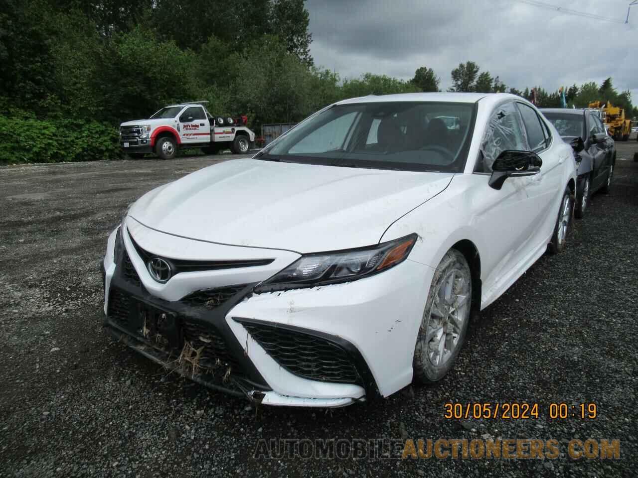 4T1G11BK2RU124255 TOYOTA CAMRY 2024