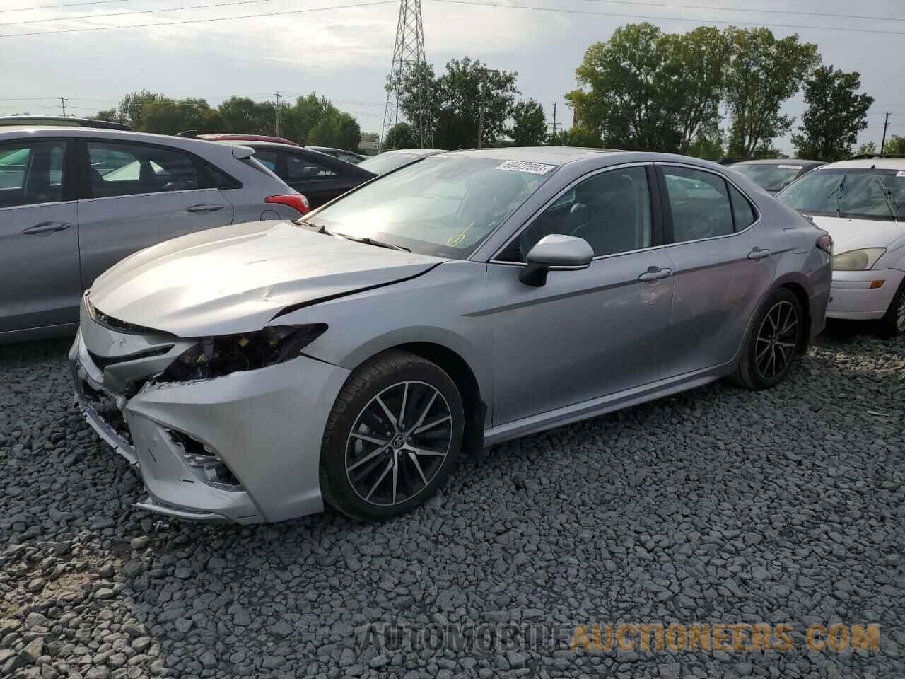 4T1G11BK3MU020575 TOYOTA CAMRY 2021