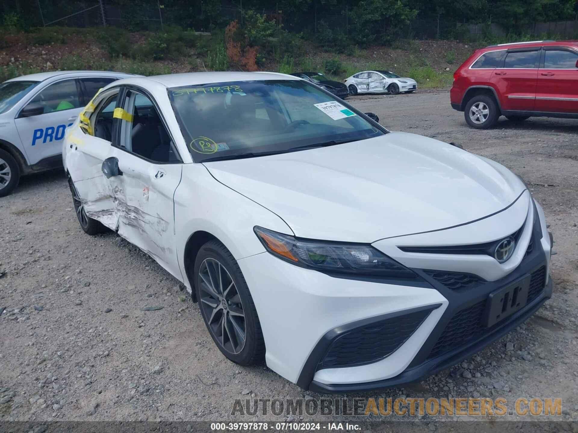 4T1G11BK3MU045055 TOYOTA CAMRY 2021