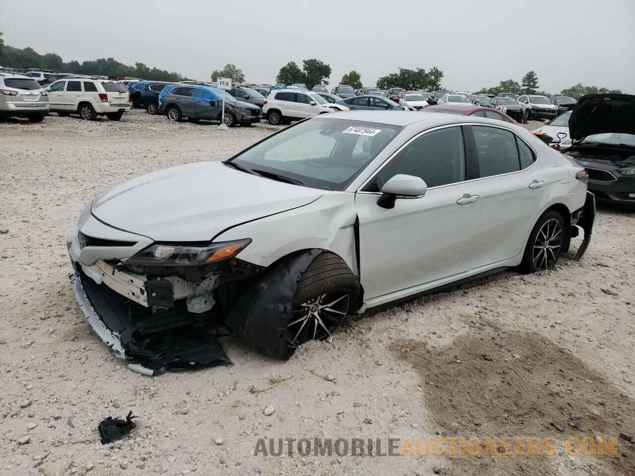 4T1G11BK3NU064187 TOYOTA CAMRY 2022