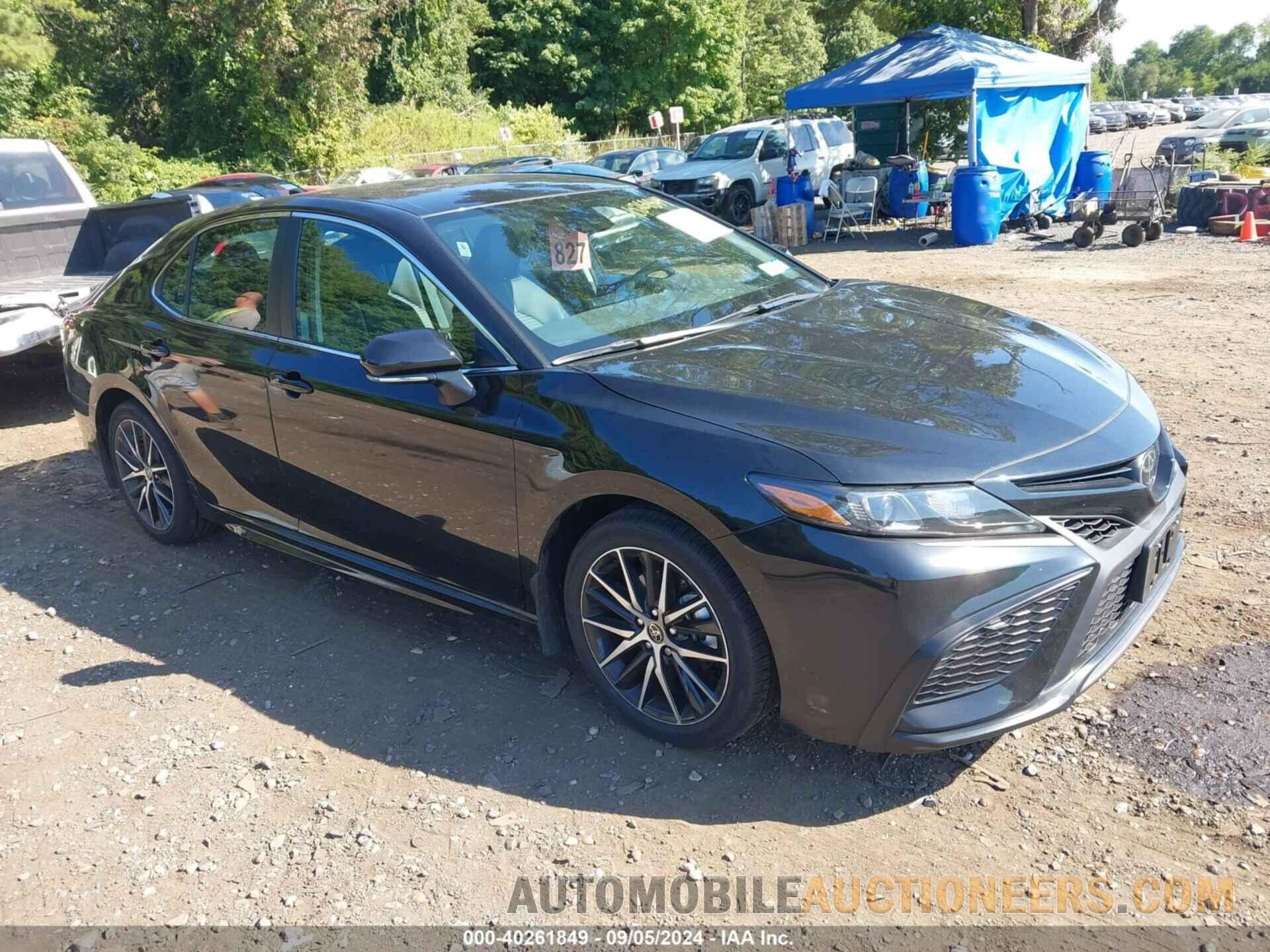 4T1G11BK3RU115192 TOYOTA CAMRY 2024