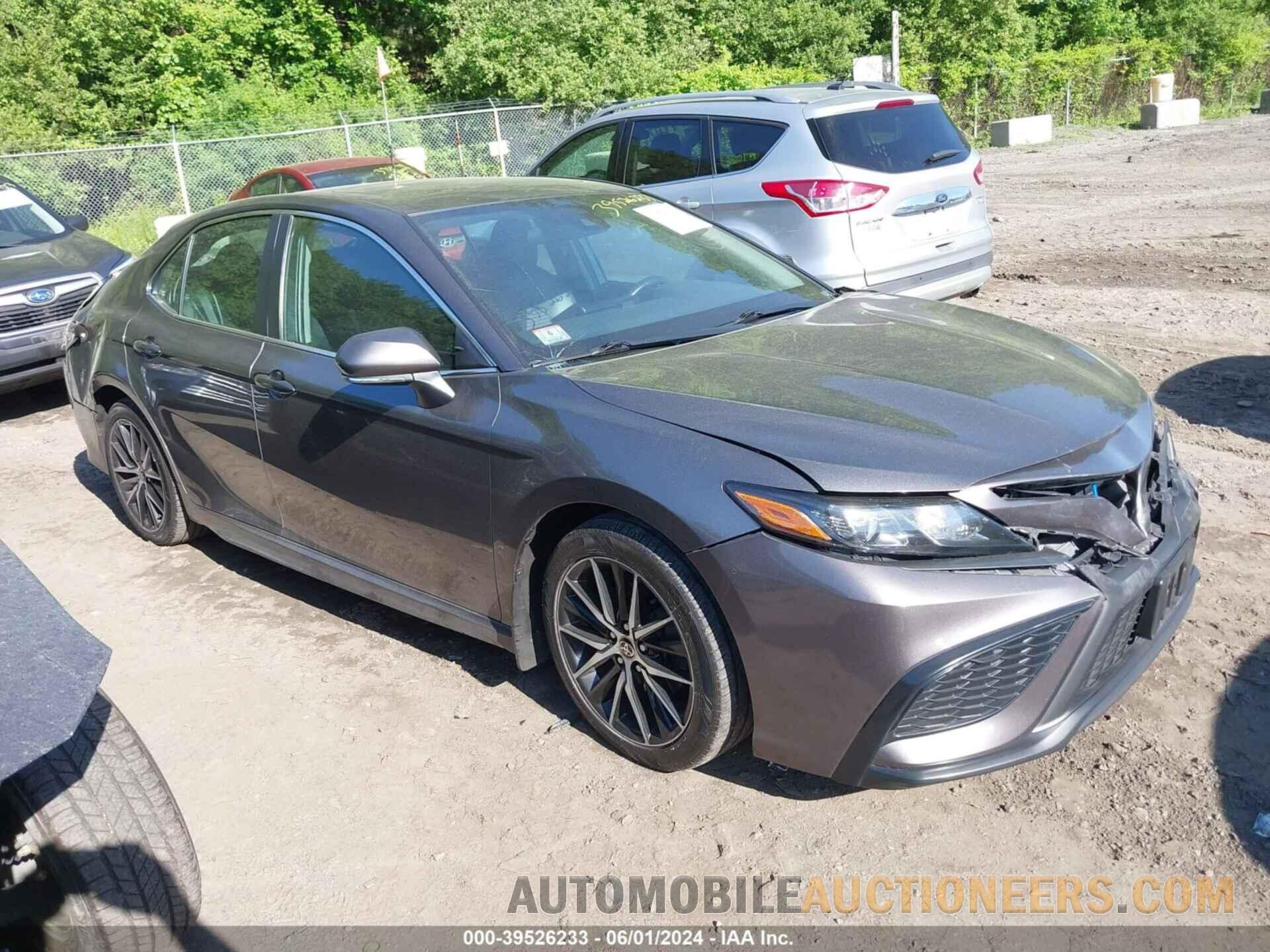 4T1G11BK4MU040673 TOYOTA CAMRY 2021