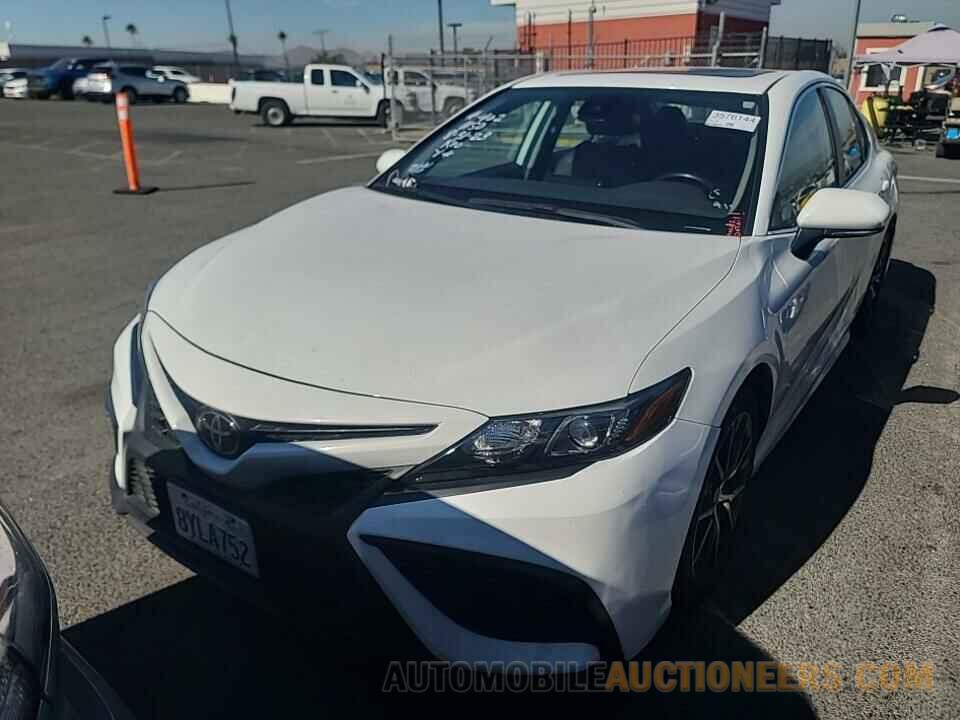 4T1G11BK4NU059404 Toyota Camry 2022