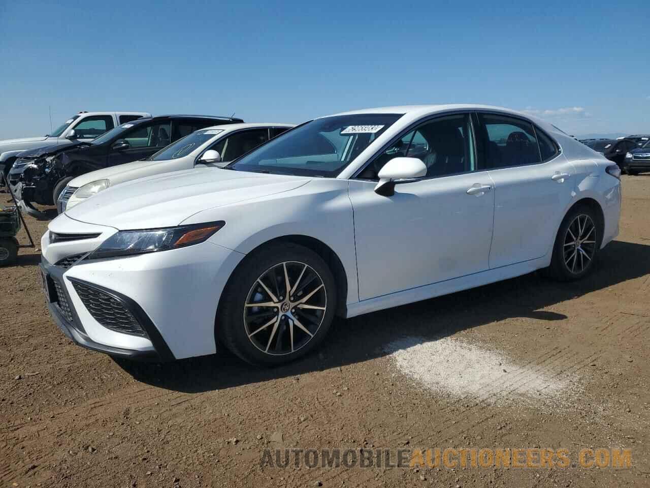 4T1G11BK4NU062240 TOYOTA CAMRY 2022