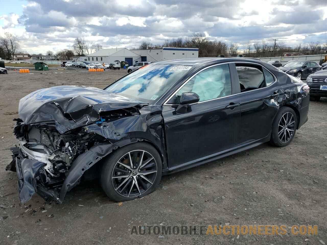 4T1G11BK4NU066014 TOYOTA CAMRY 2022