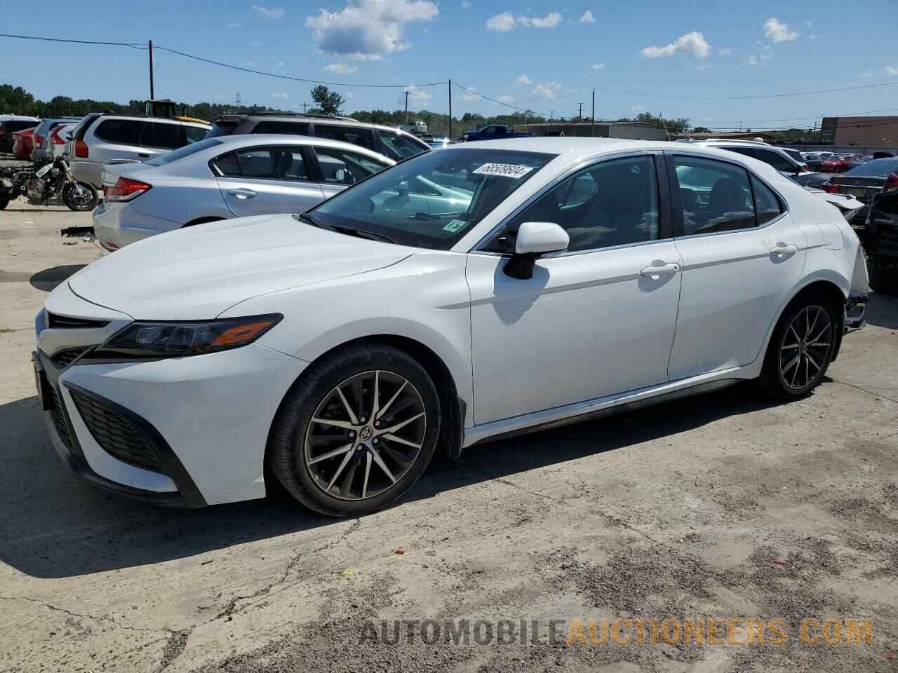 4T1G11BK4PU102366 TOYOTA CAMRY 2023