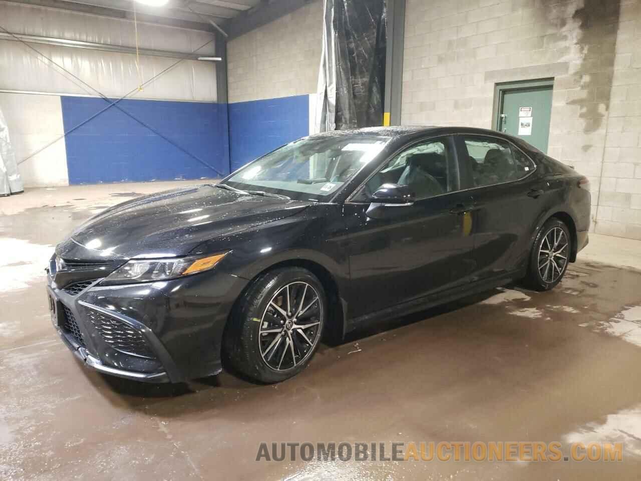 4T1G11BK4RU112365 TOYOTA CAMRY 2024