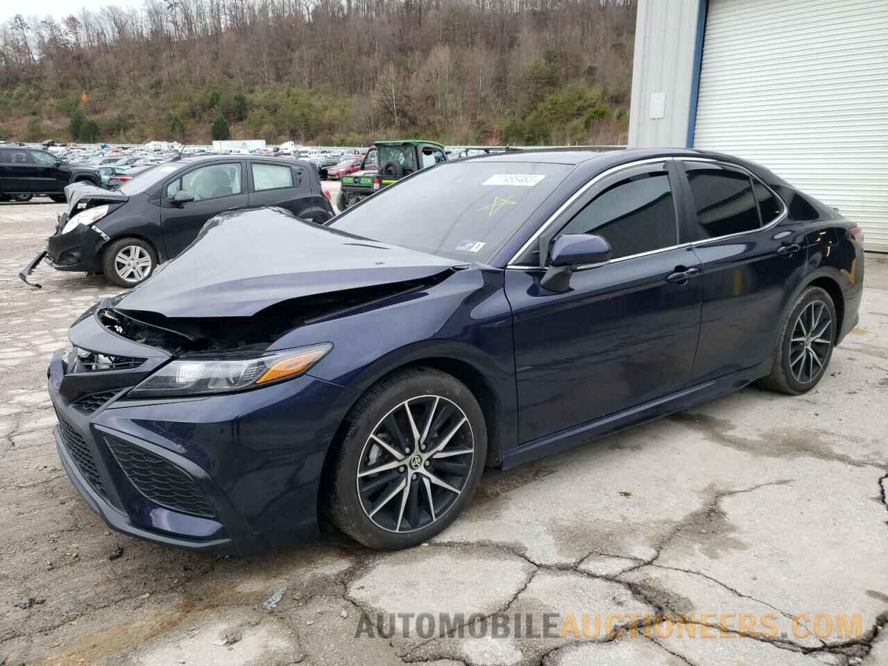 4T1G11BK5NU053076 TOYOTA CAMRY 2022