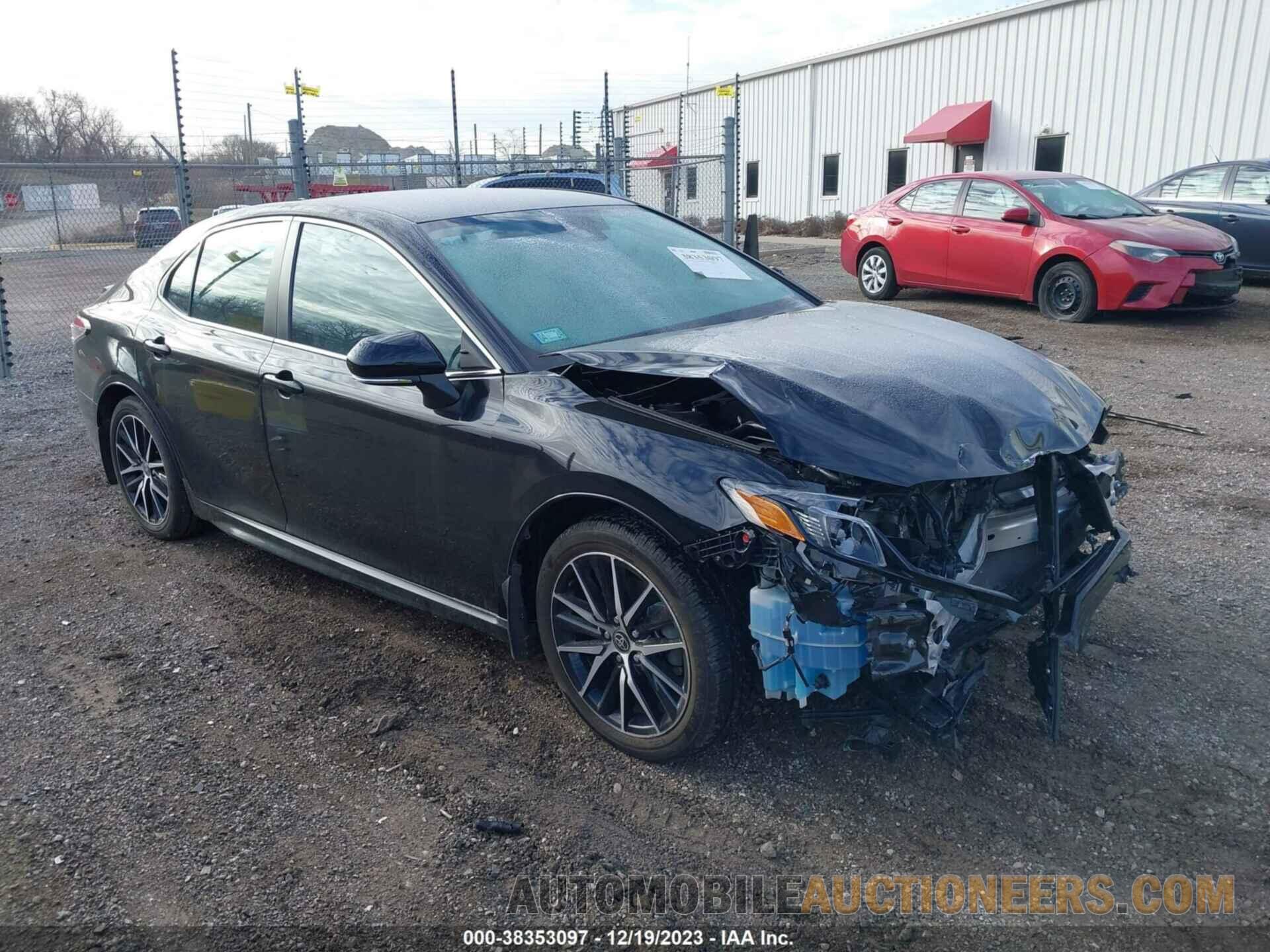 4T1G11BK5PU079325 TOYOTA CAMRY 2023