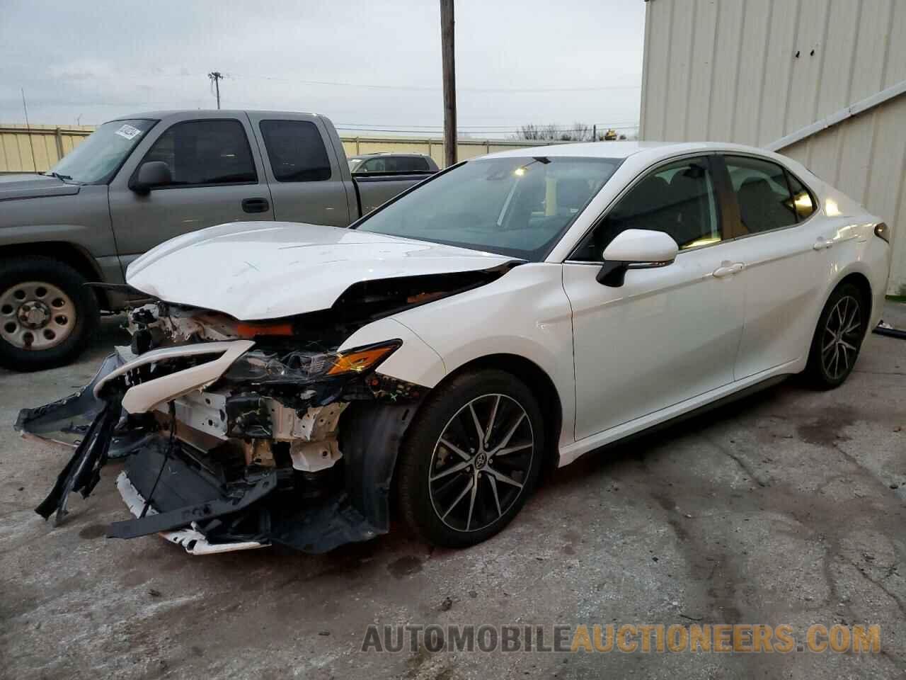 4T1G11BK5PU107270 TOYOTA CAMRY 2023