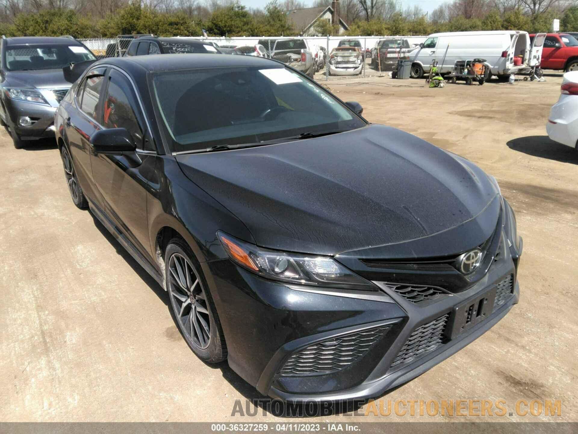 4T1G11BK6MU030663 TOYOTA CAMRY 2021