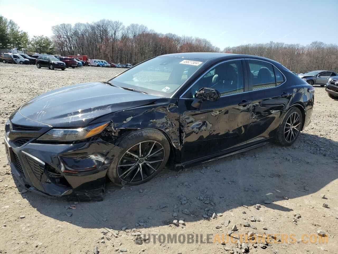 4T1G11BK6MU031263 TOYOTA CAMRY 2021