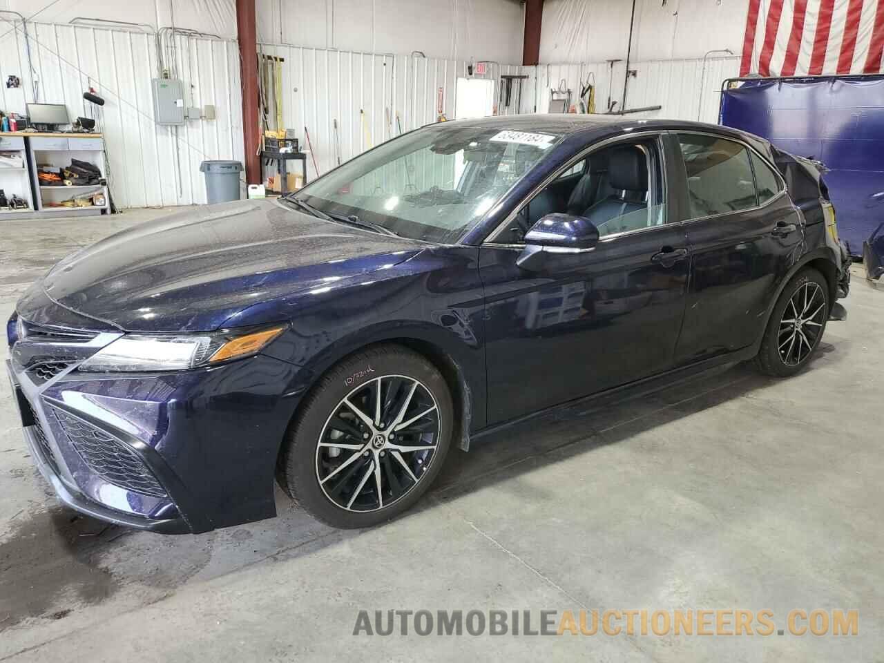 4T1G11BK6MU039525 TOYOTA CAMRY 2021