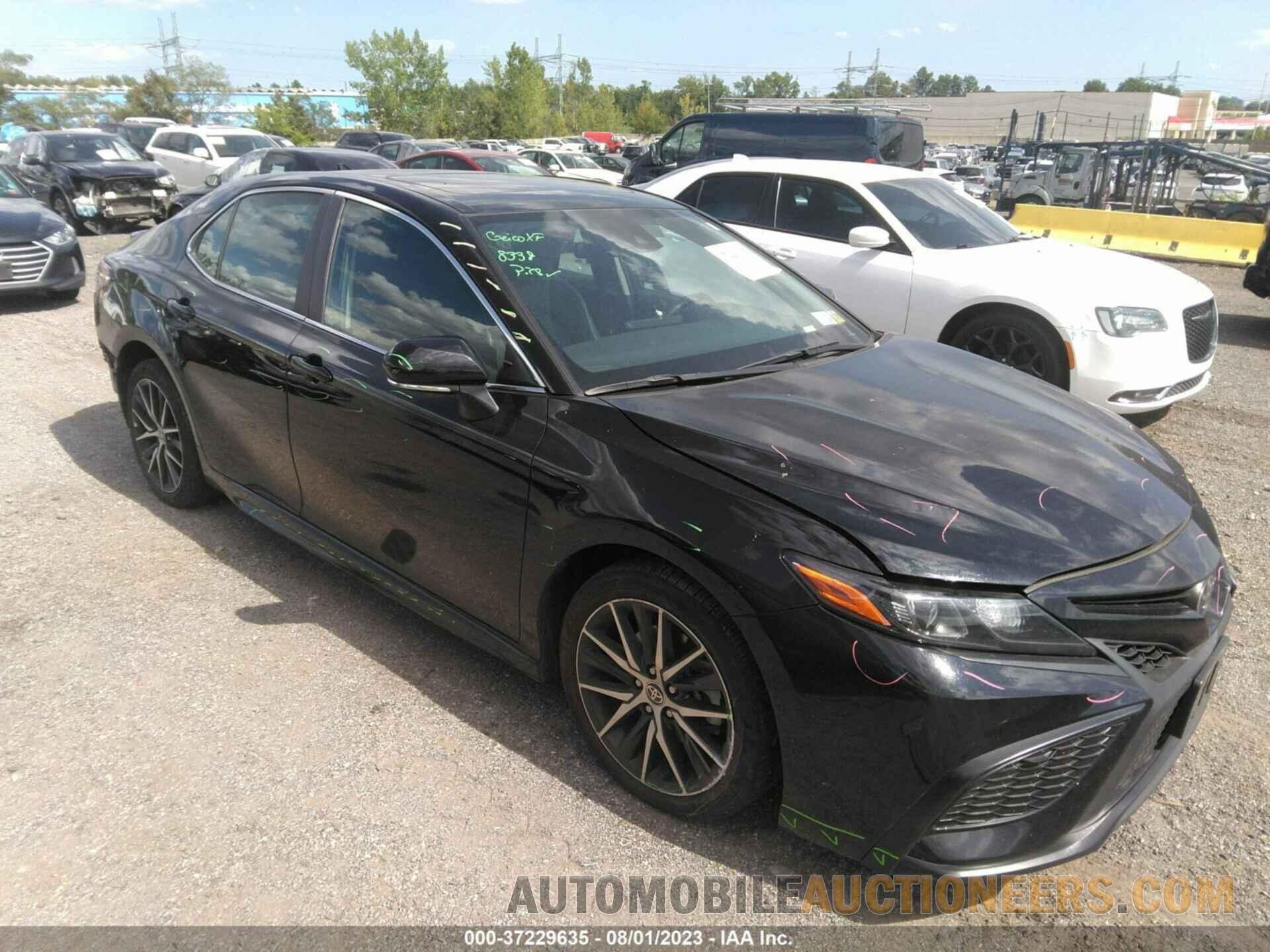 4T1G11BK6NU048338 TOYOTA CAMRY 2022