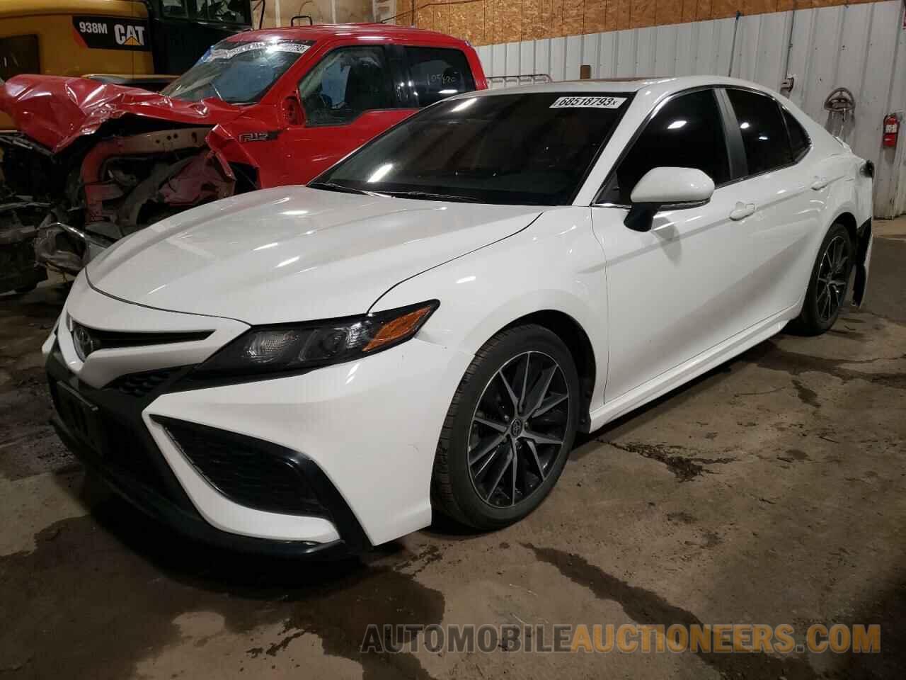 4T1G11BK6NU052390 TOYOTA CAMRY 2022