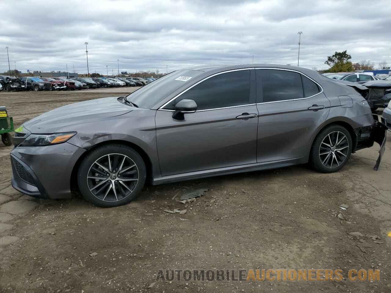 4T1G11BK6NU059131 TOYOTA CAMRY 2022