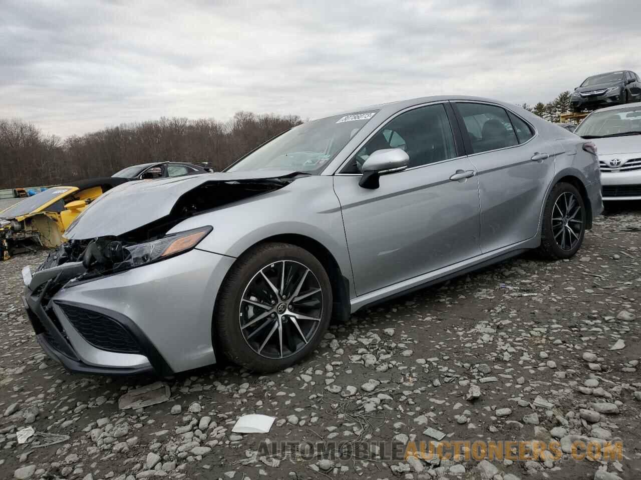 4T1G11BK6NU067262 TOYOTA CAMRY 2022