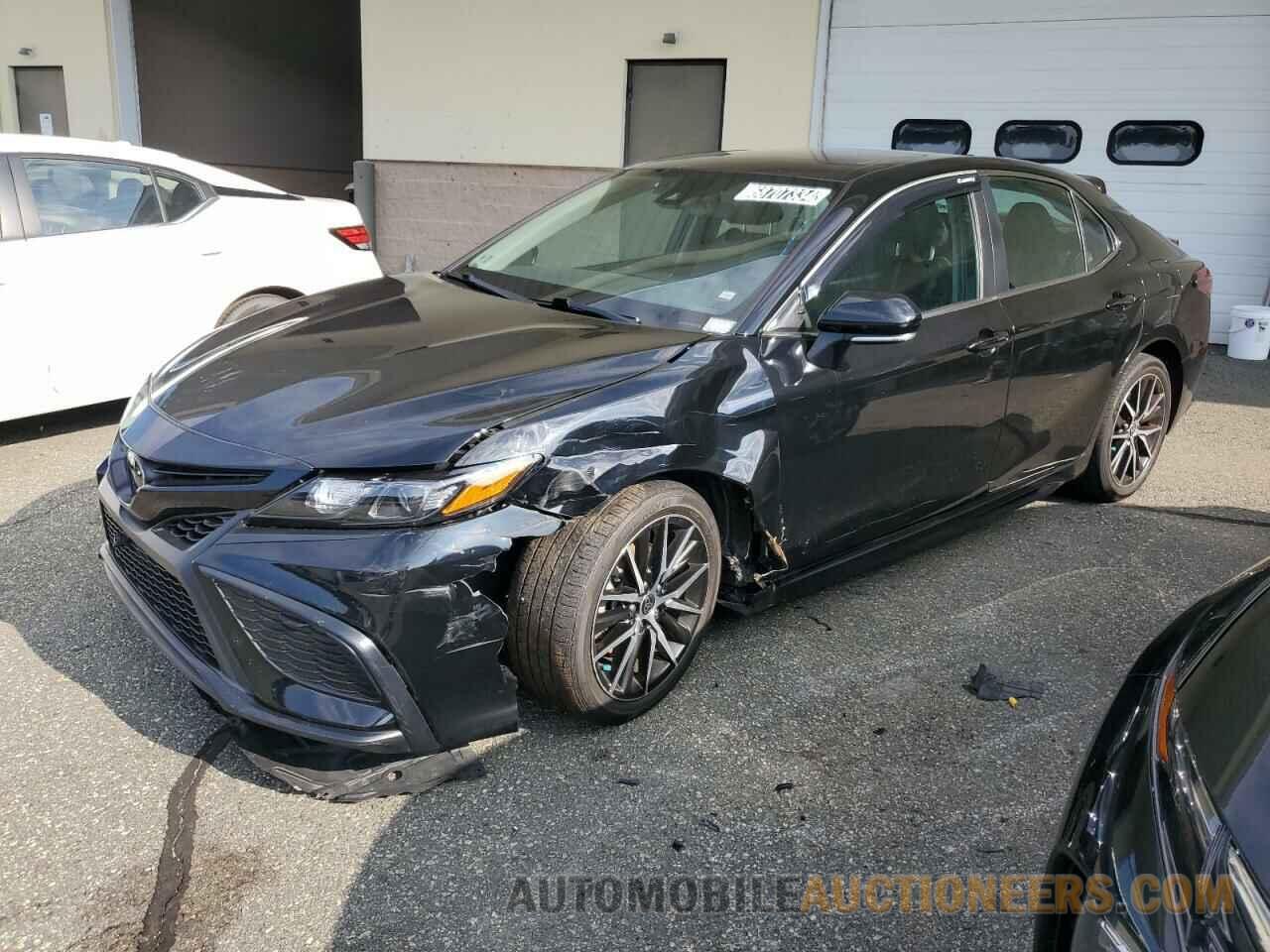 4T1G11BK6NU068539 TOYOTA CAMRY 2022