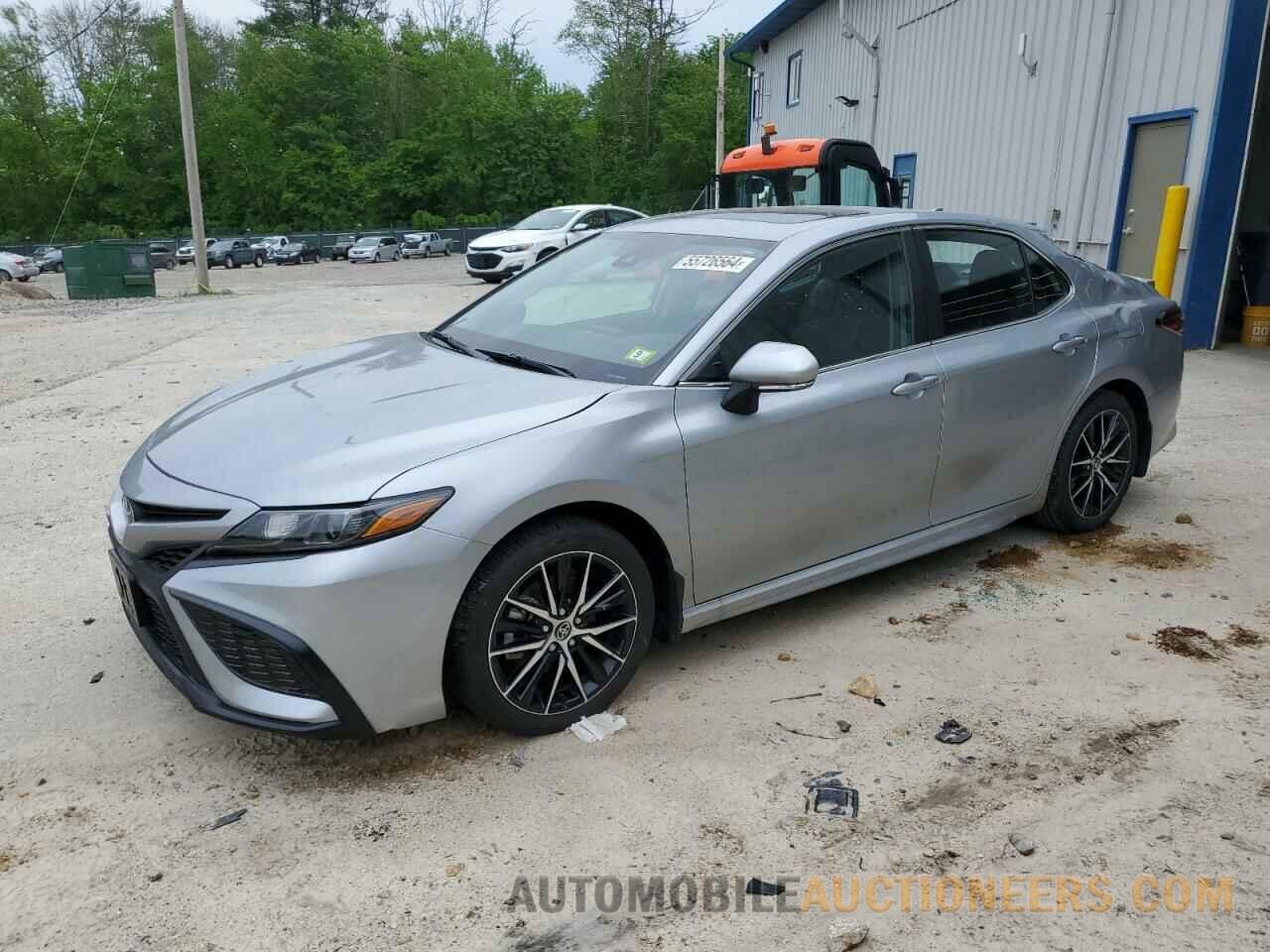 4T1G11BK6RU108995 TOYOTA CAMRY 2024