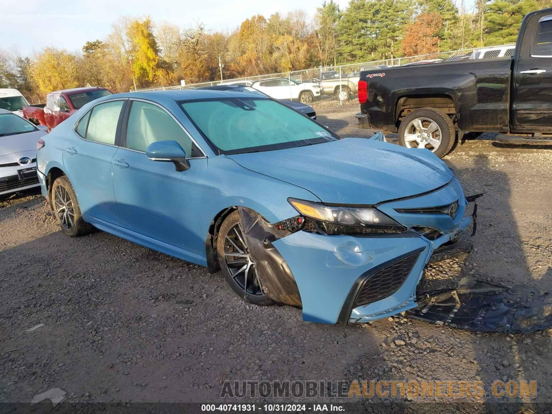 4T1G11BK6RU113985 TOYOTA CAMRY 2024