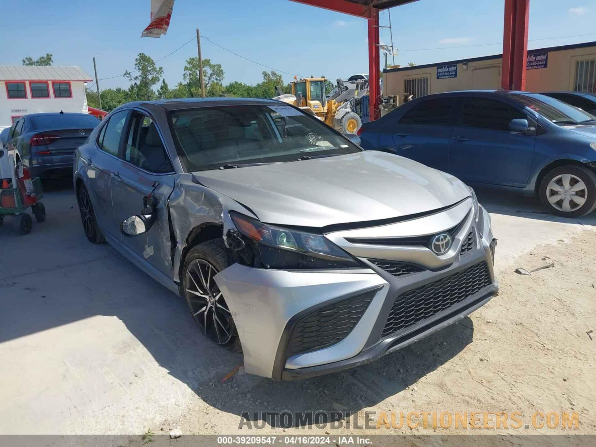 4T1G11BK7MU034687 TOYOTA CAMRY 2021