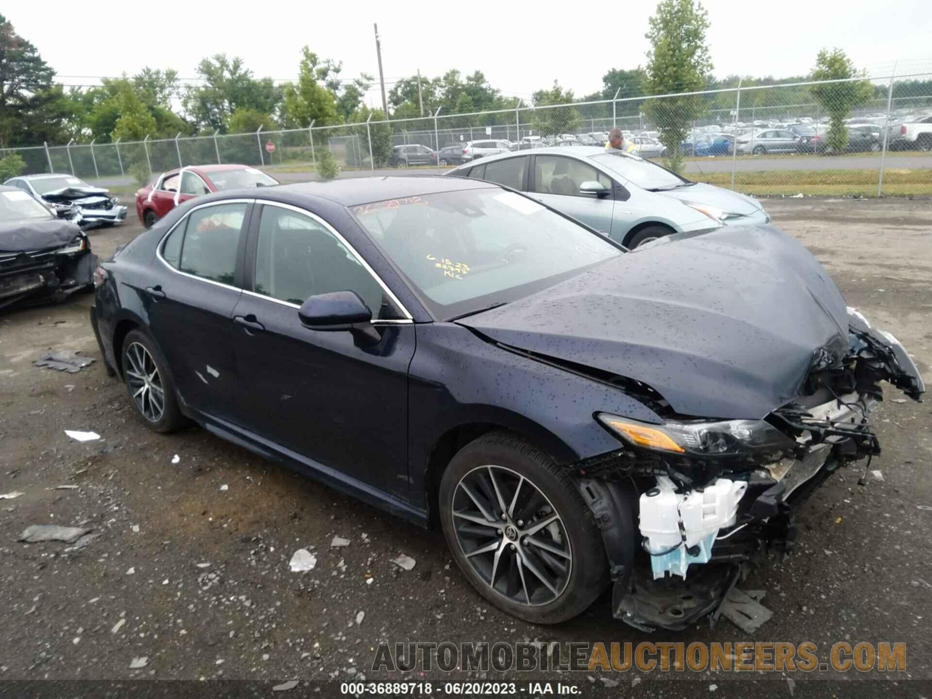 4T1G11BK7MU040229 TOYOTA CAMRY 2021