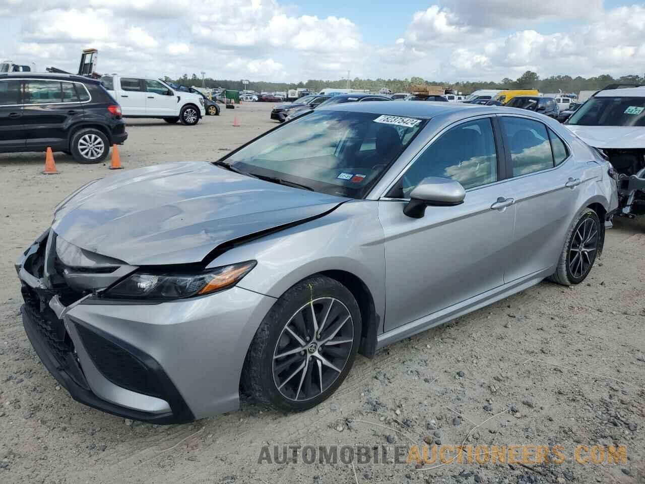 4T1G11BK8MU025898 TOYOTA CAMRY 2021