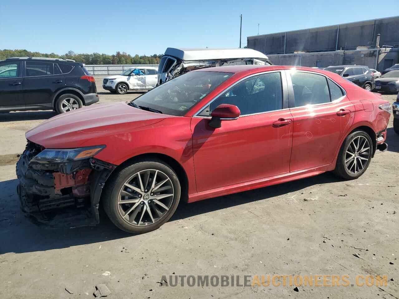 4T1G11BK8NU059342 TOYOTA CAMRY 2022