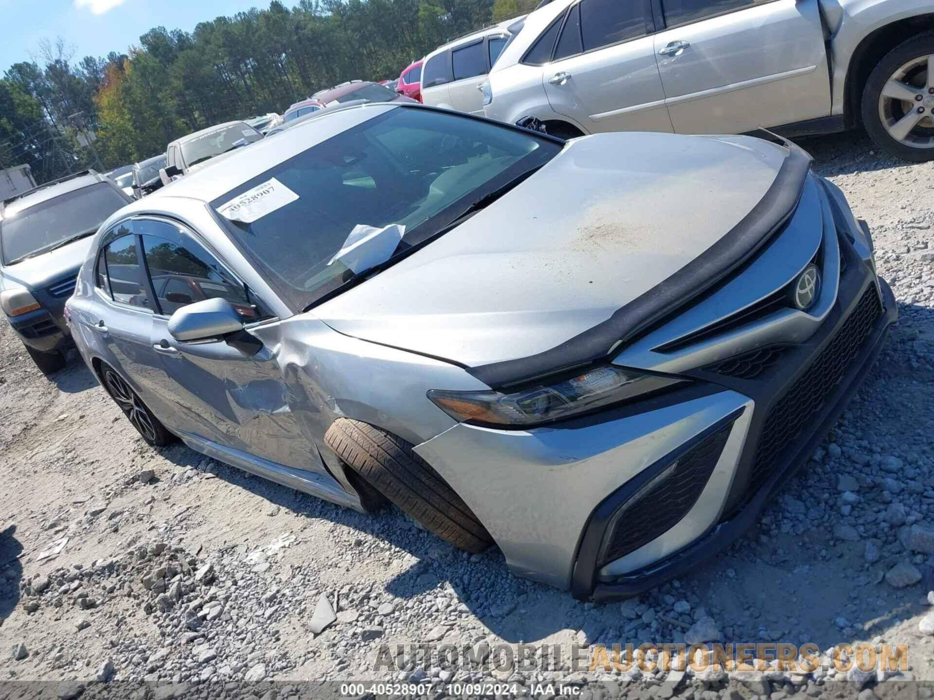 4T1G11BK8NU060717 TOYOTA CAMRY 2022